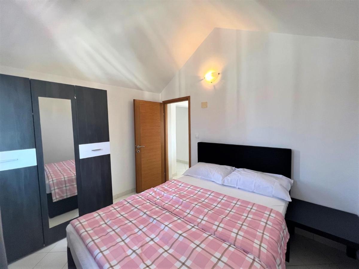 Apartments Melek Medulin Ngoại thất bức ảnh